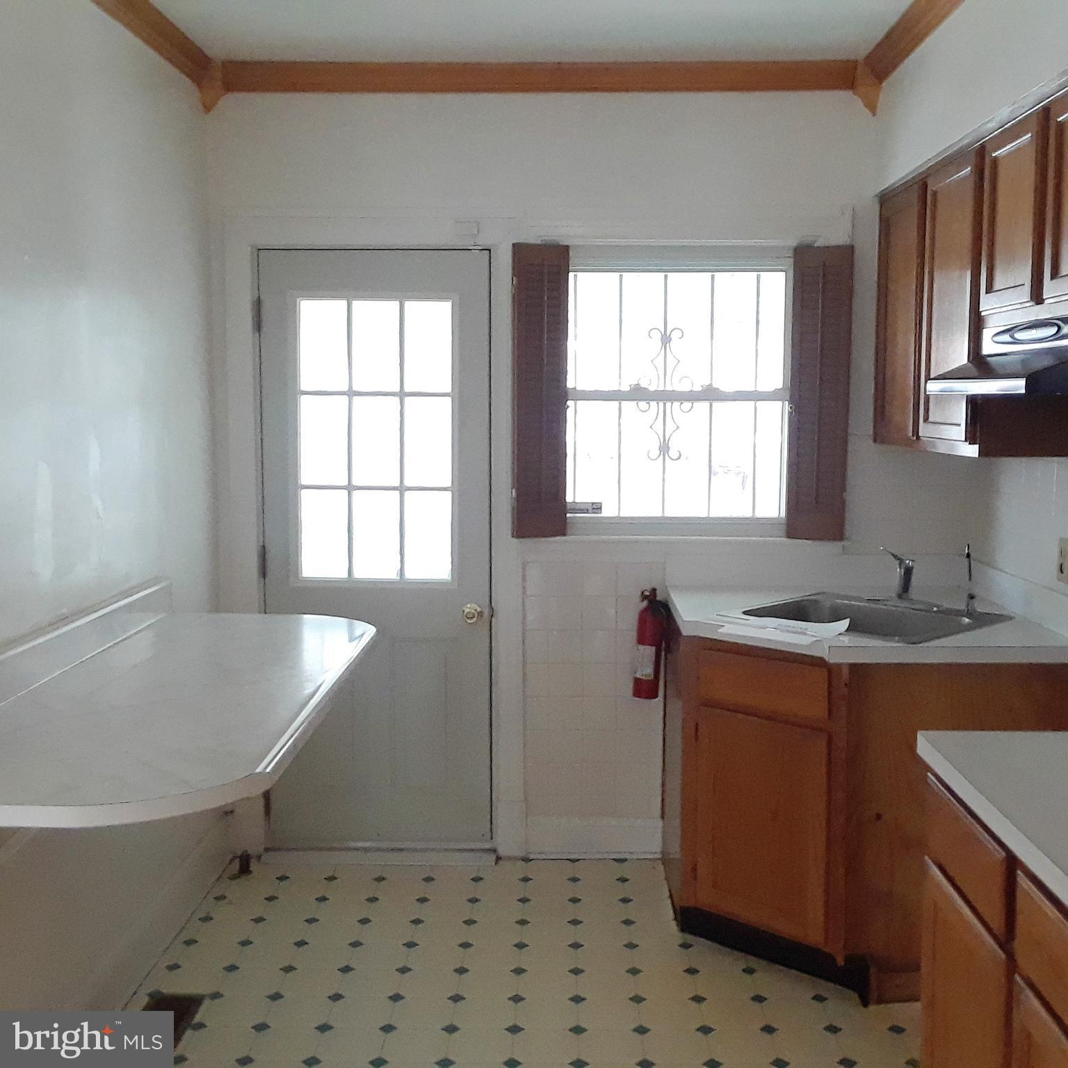 SAINT JOSEPHS - Residential