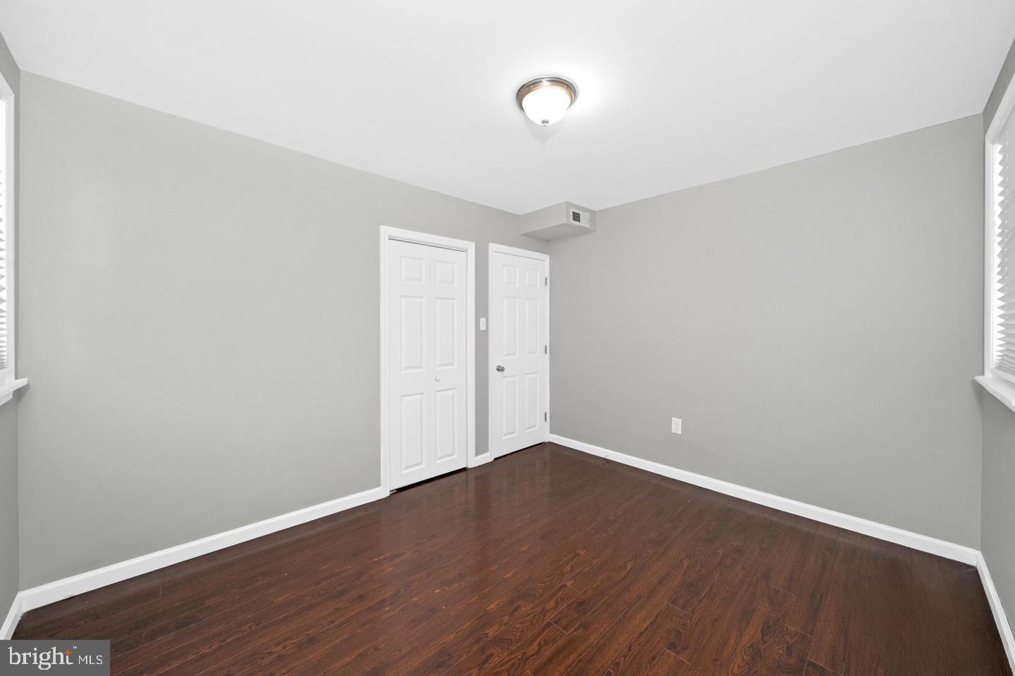 NEW CASTLE - Residential