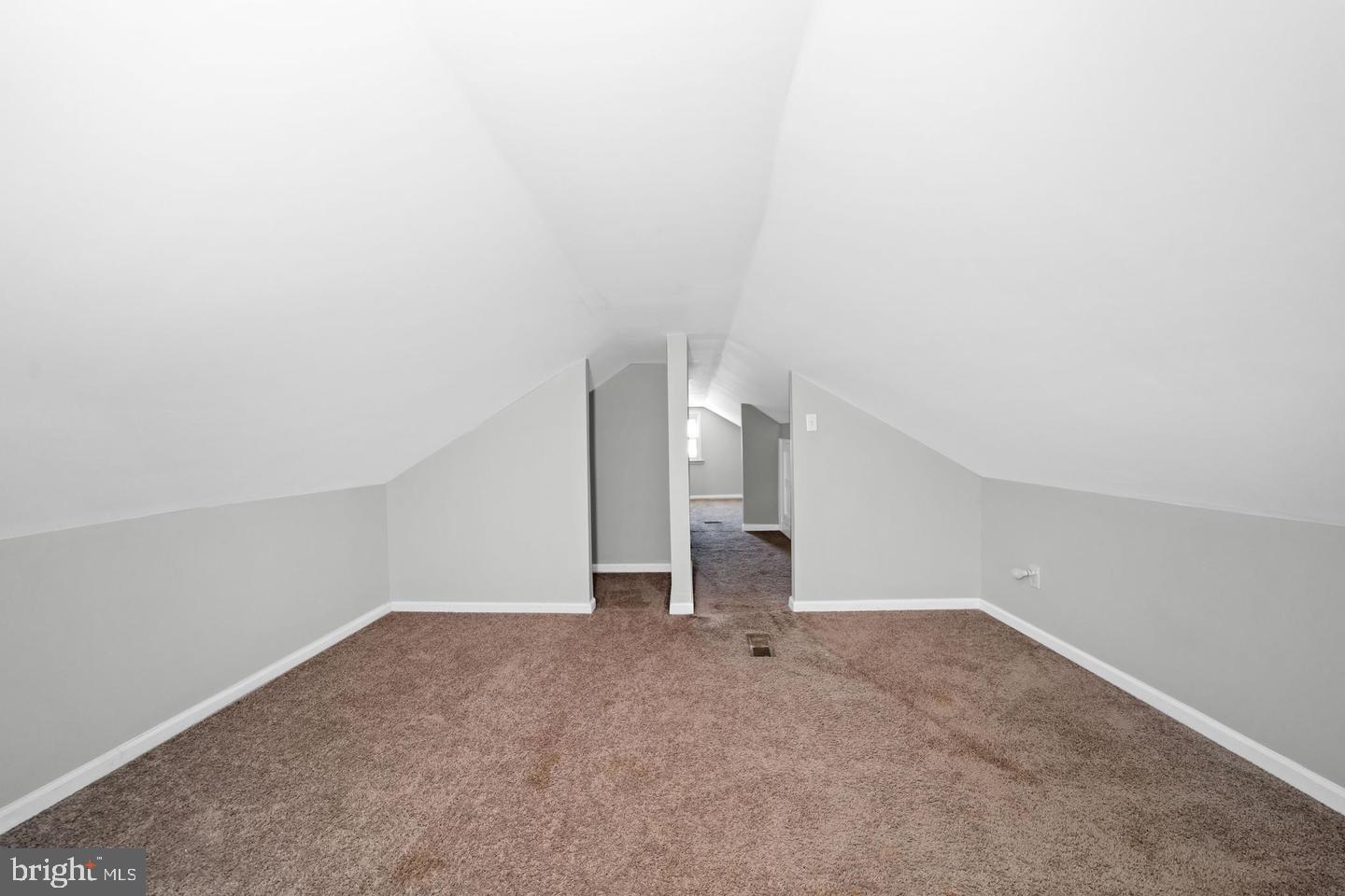 NEW CASTLE - Residential