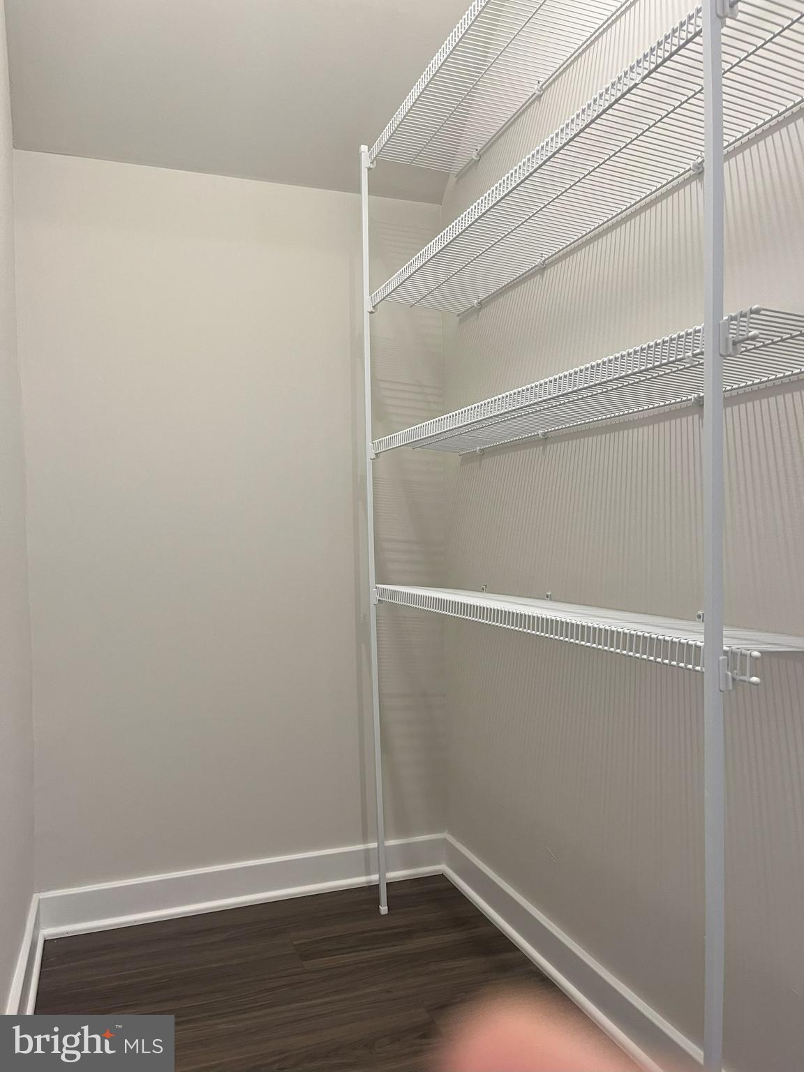 RIVER PIONTE - Residential Lease