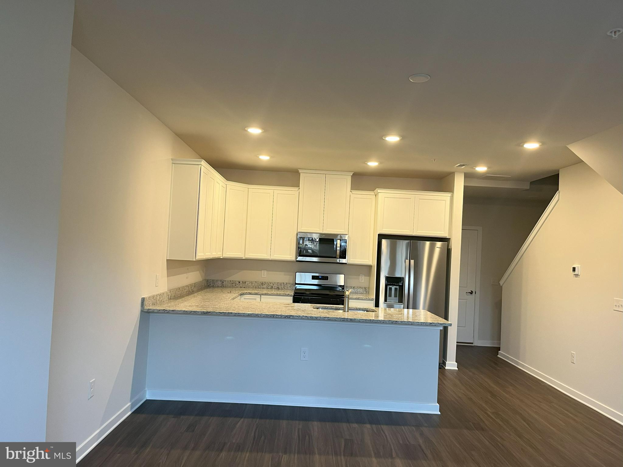 RIVER PIONTE - Residential Lease