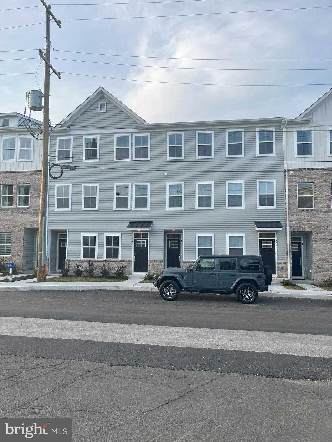 RIVER PIONTE - Residential Lease