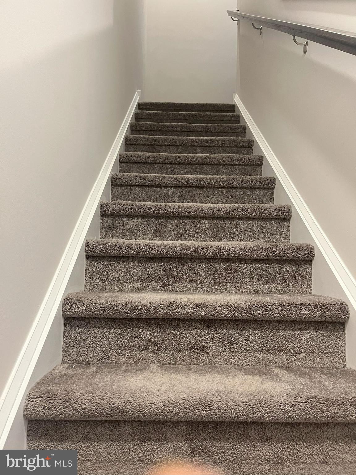 RIVER PIONTE - Residential Lease