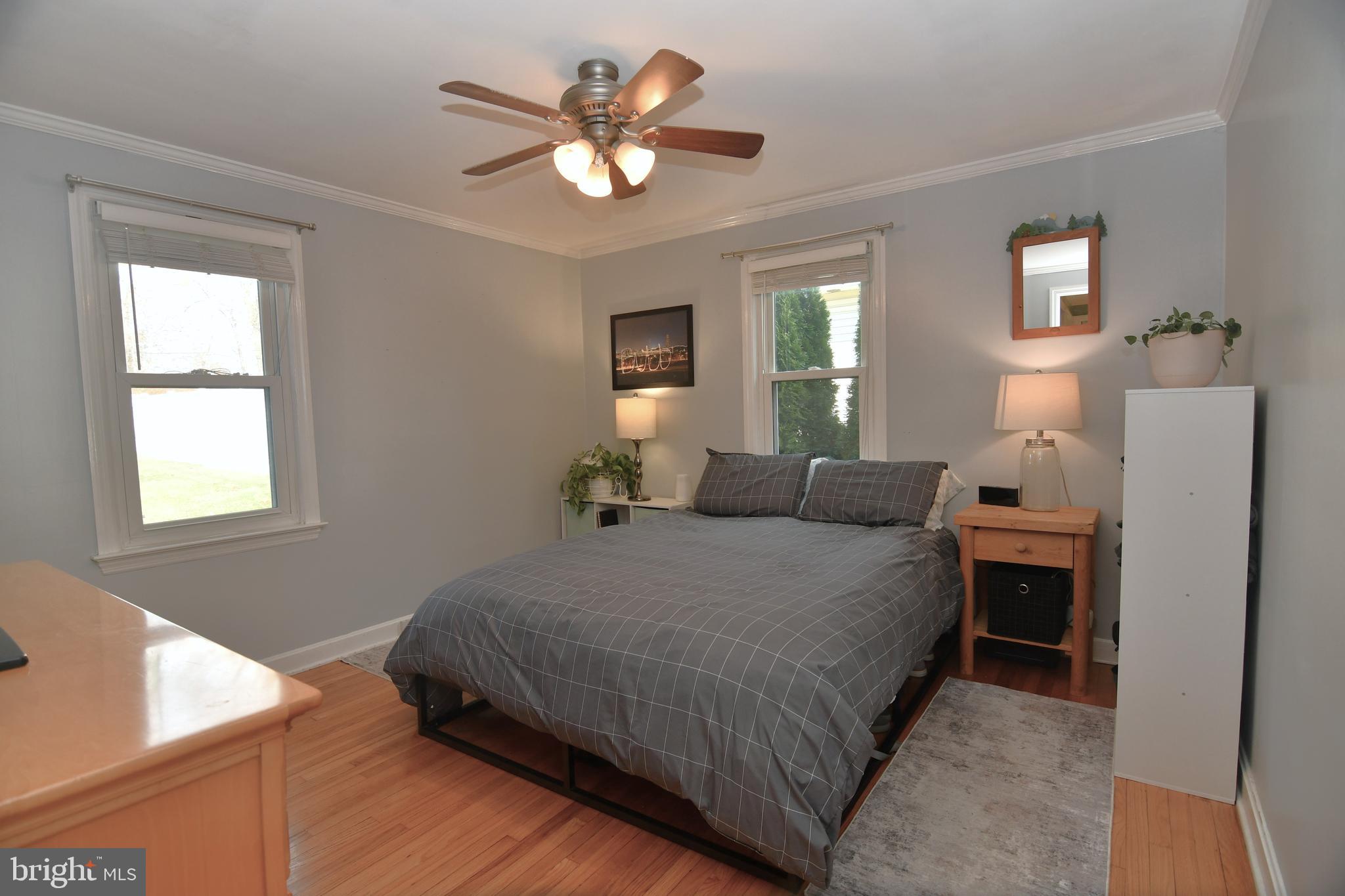 MOUNTAIN VIEW - Residential