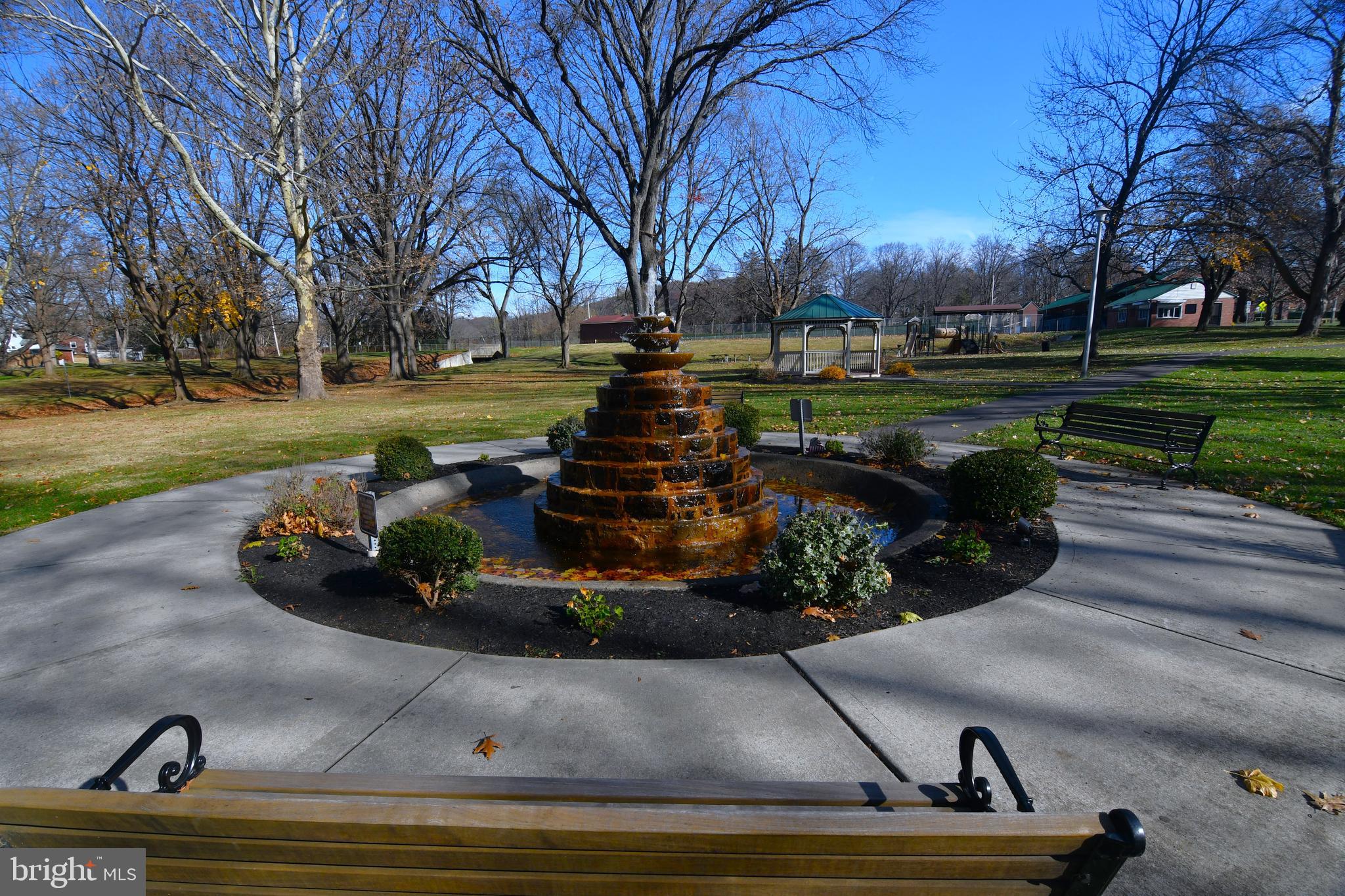 MOUNTAIN VIEW - Residential