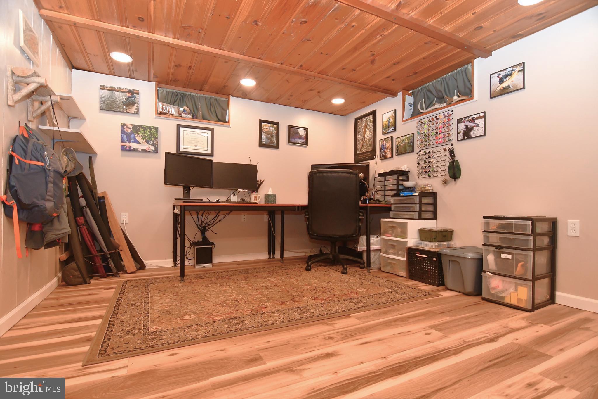 MOUNTAIN VIEW - Residential