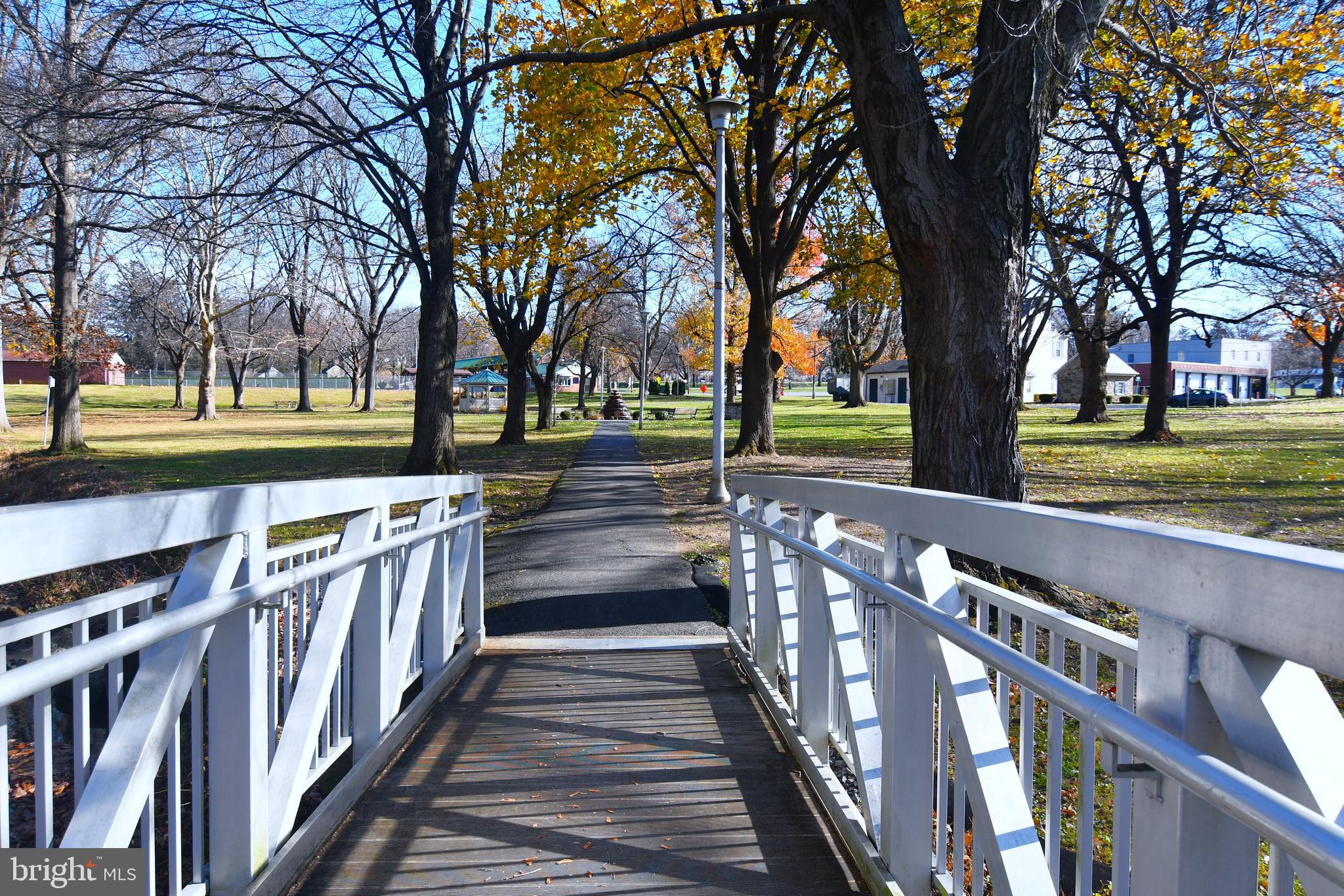 MOUNTAIN VIEW - Residential