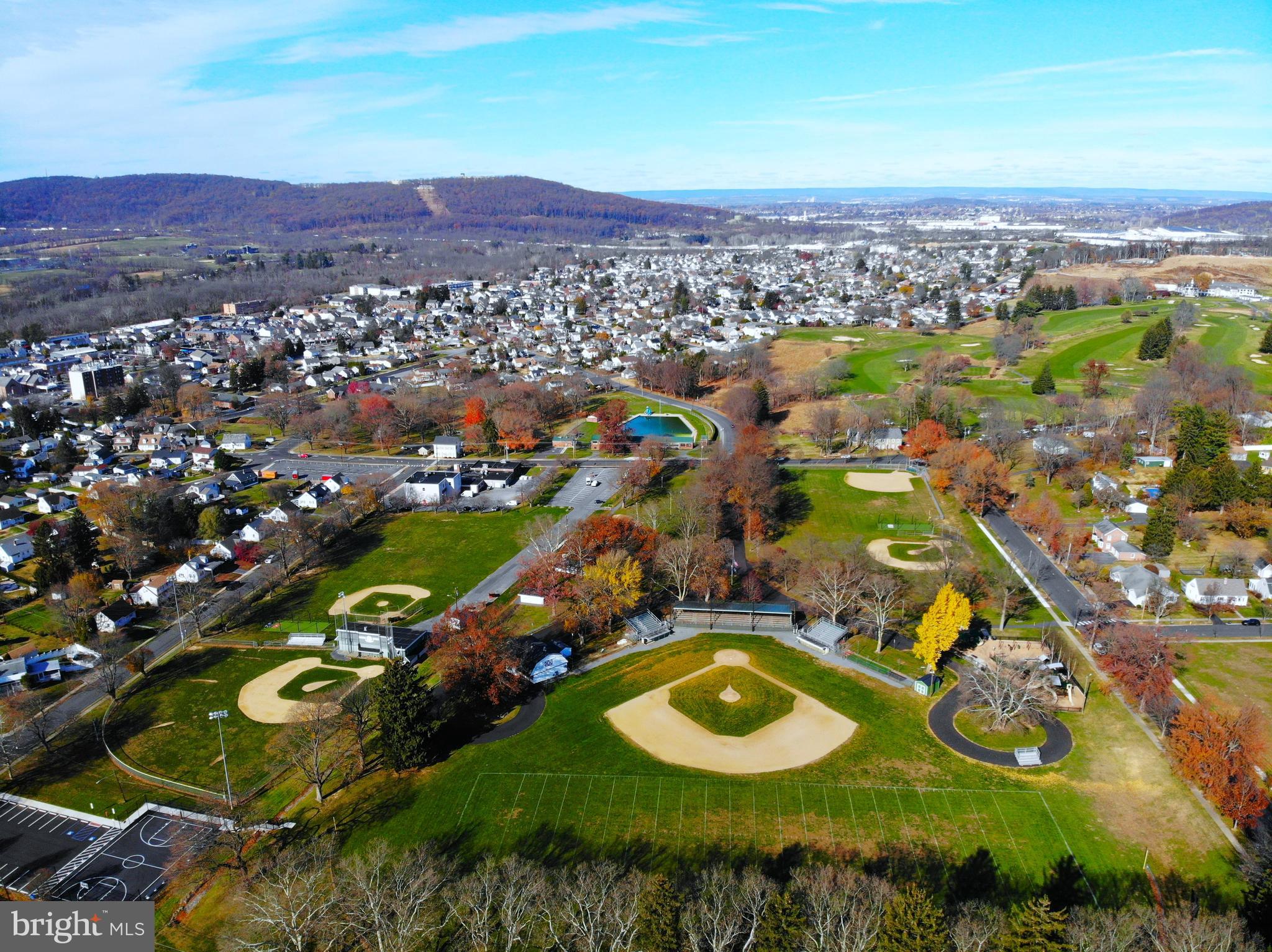 MOUNTAIN VIEW - Residential