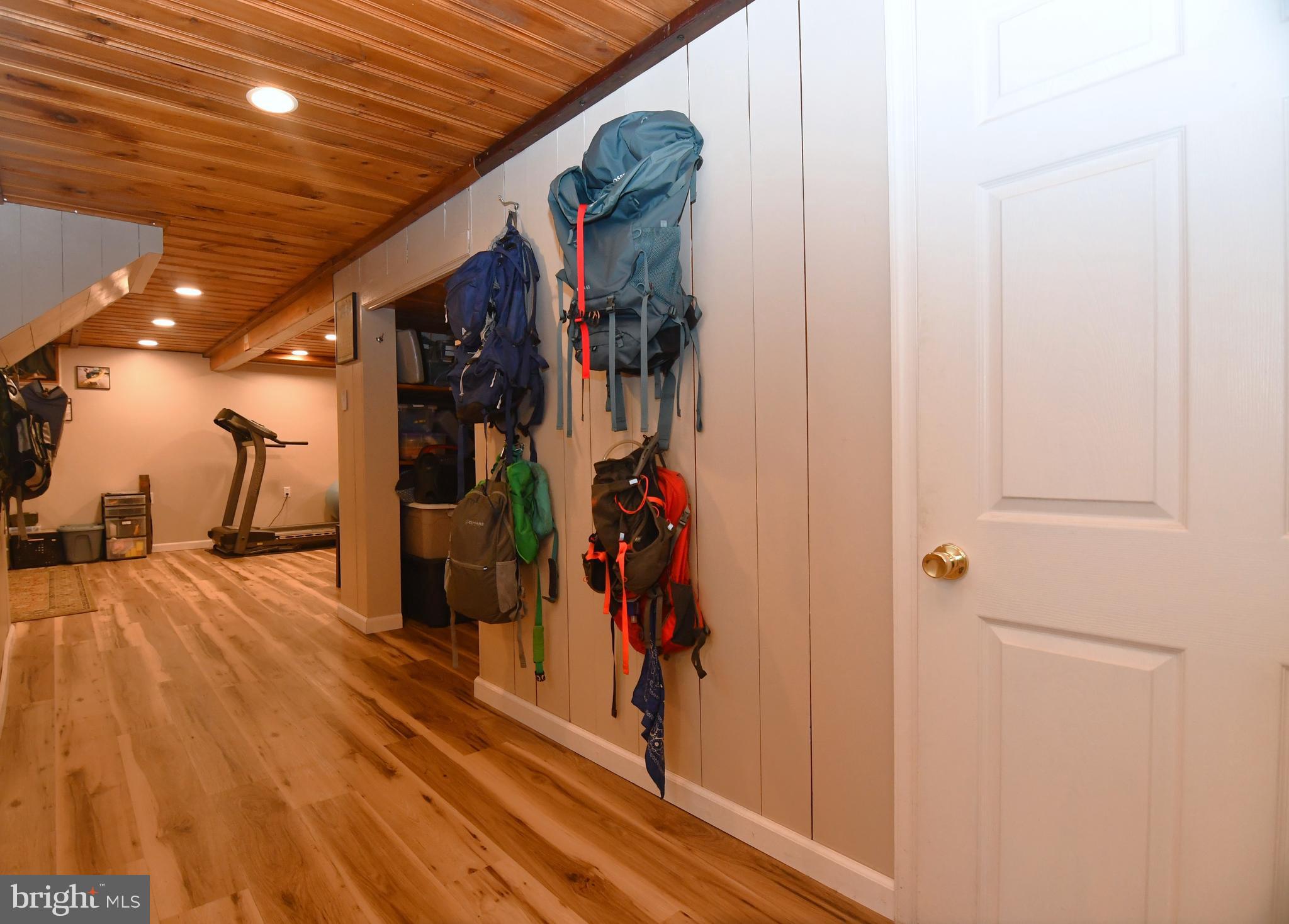 MOUNTAIN VIEW - Residential