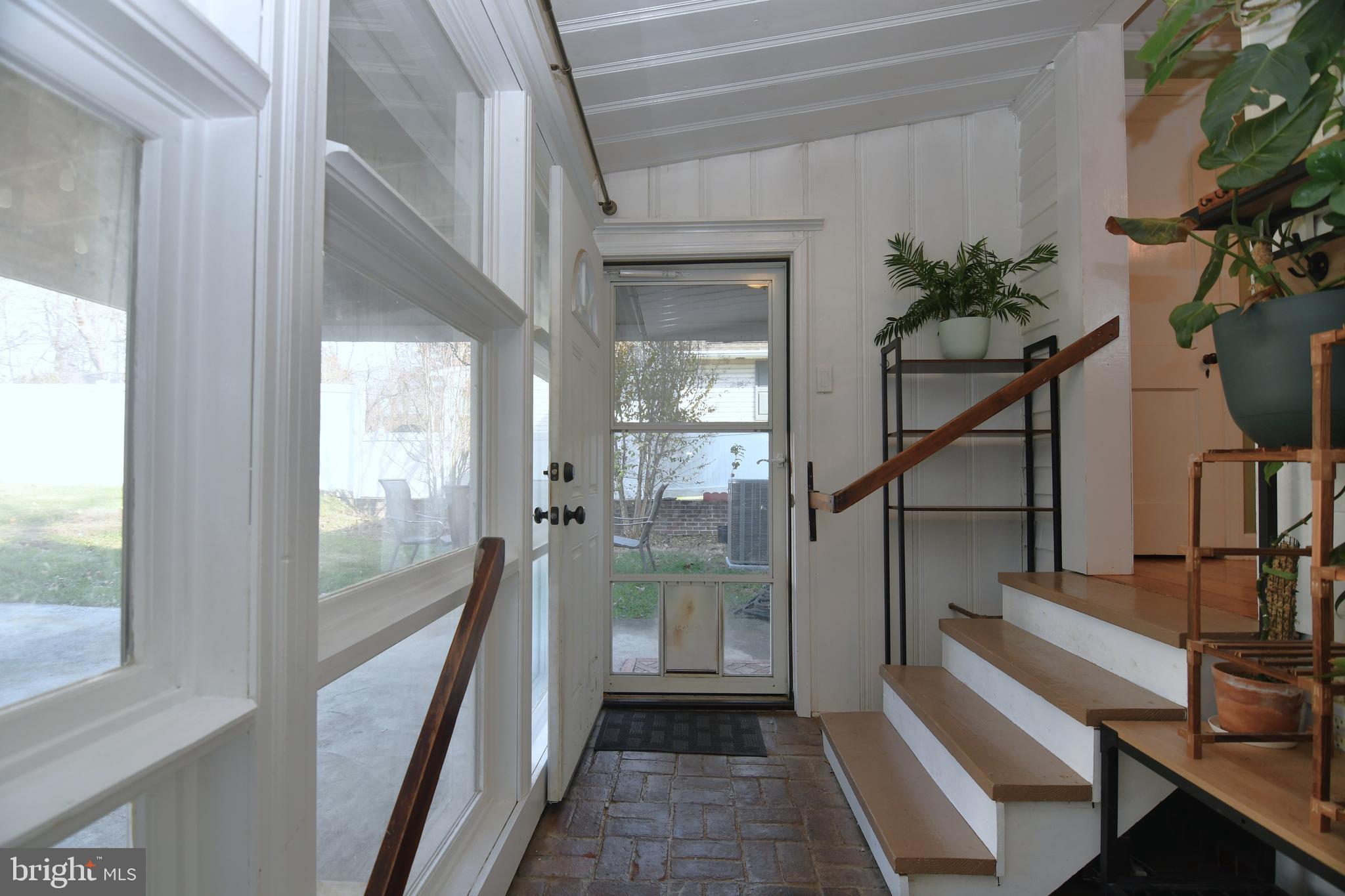 MOUNTAIN VIEW - Residential