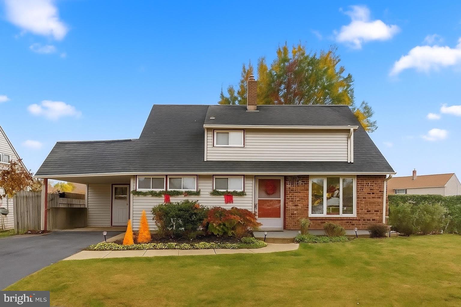 GOLDENRIDGE - Residential Lease