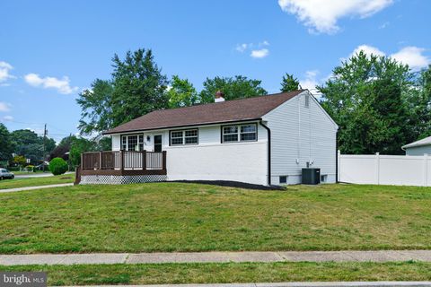 205 S GARDEN BOULEVARD BEVERLY NJ 08010