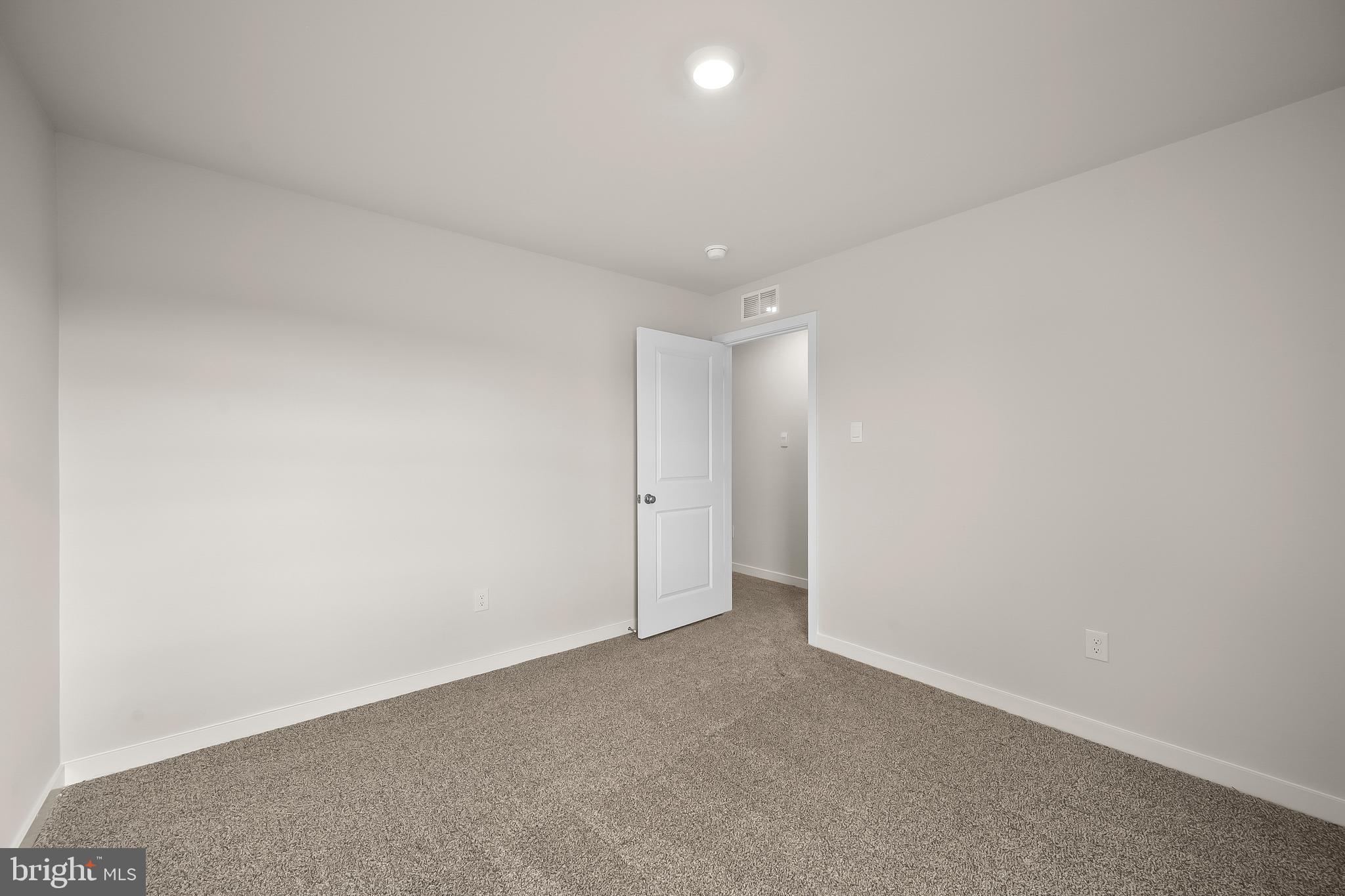 RIVERPOINTE - Residential