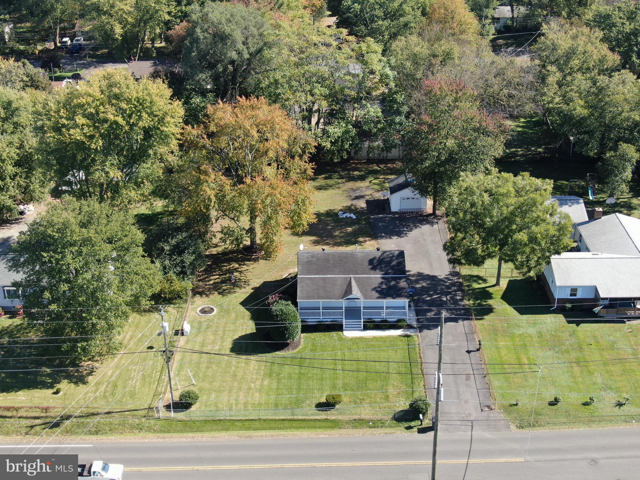 YORKSHIRE VILLAGE - Residential