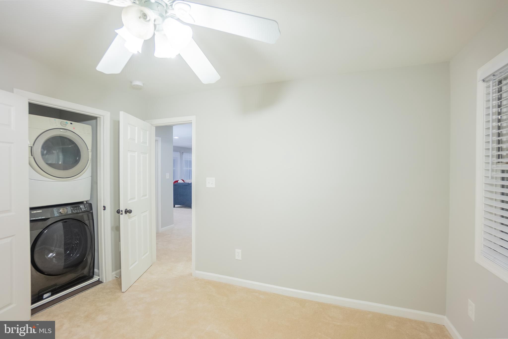 YORKSHIRE VILLAGE - Residential