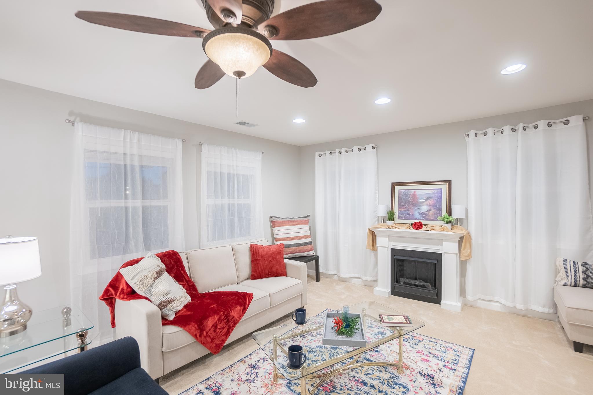 YORKSHIRE VILLAGE - Residential