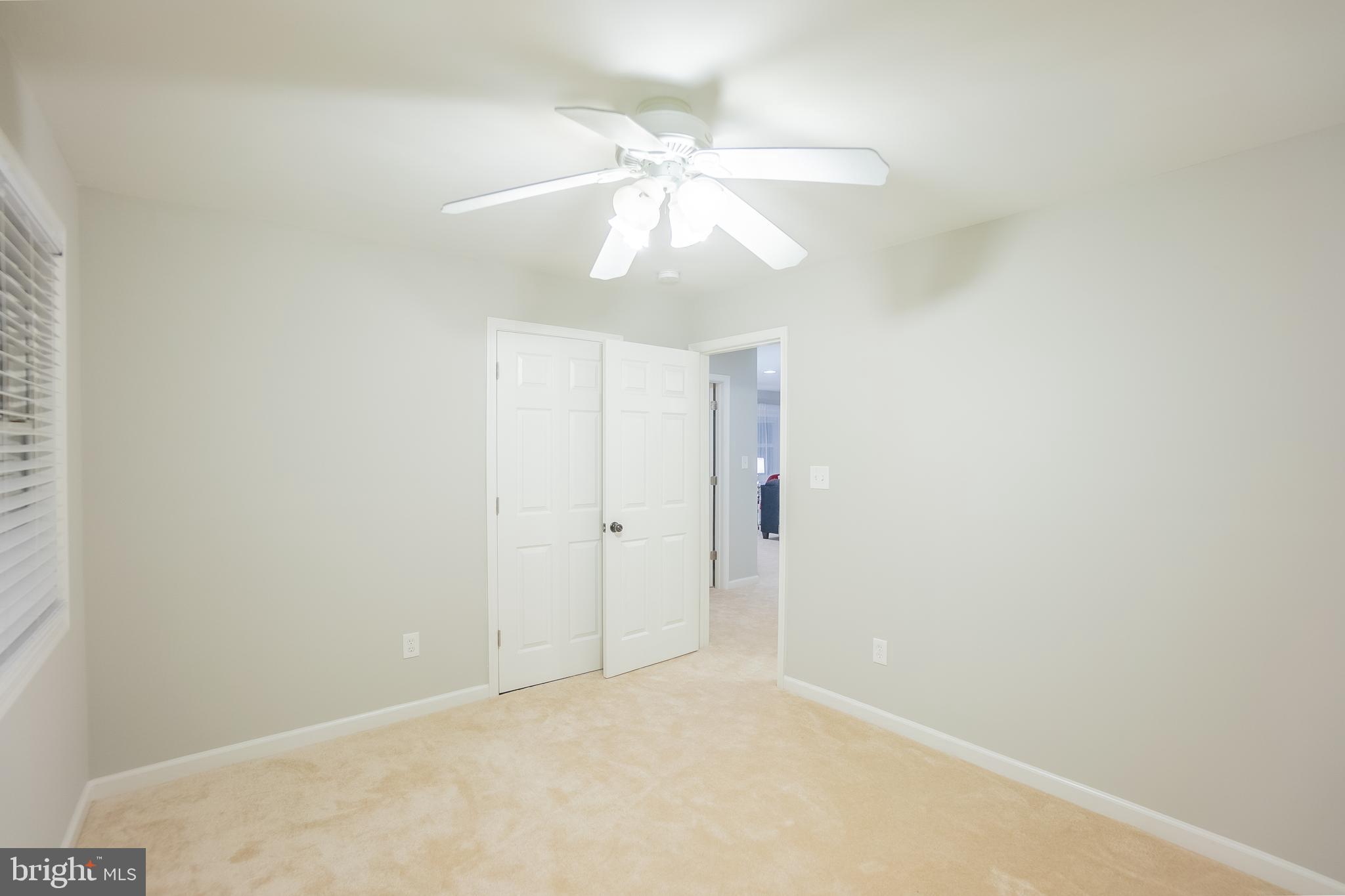 YORKSHIRE VILLAGE - Residential