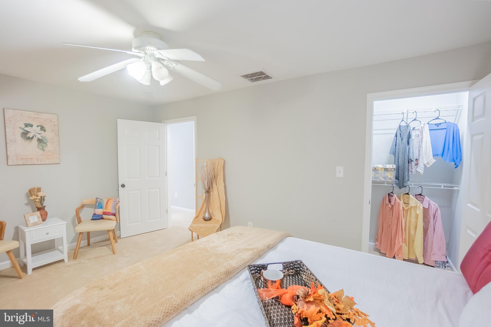 YORKSHIRE VILLAGE - Residential