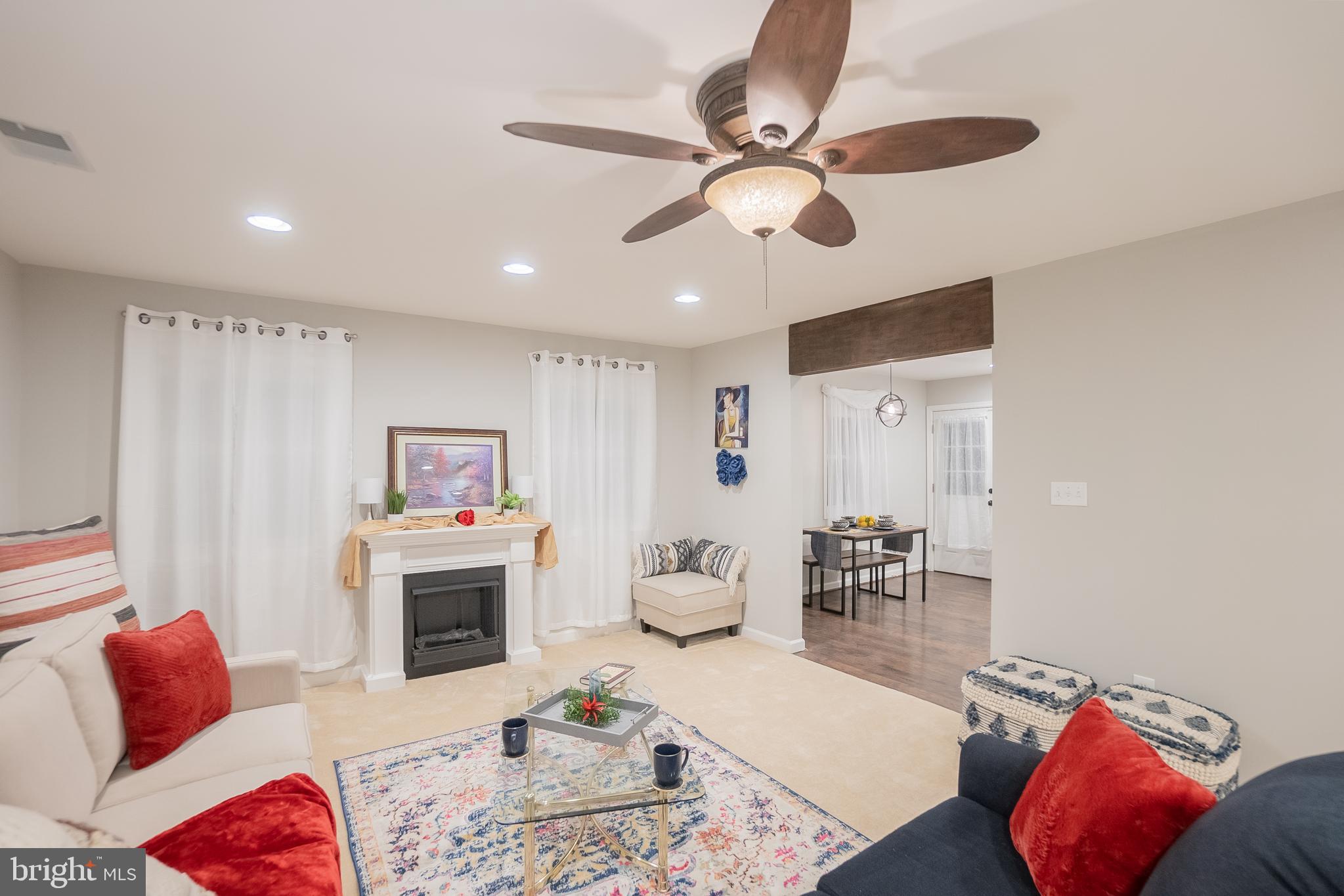 YORKSHIRE VILLAGE - Residential