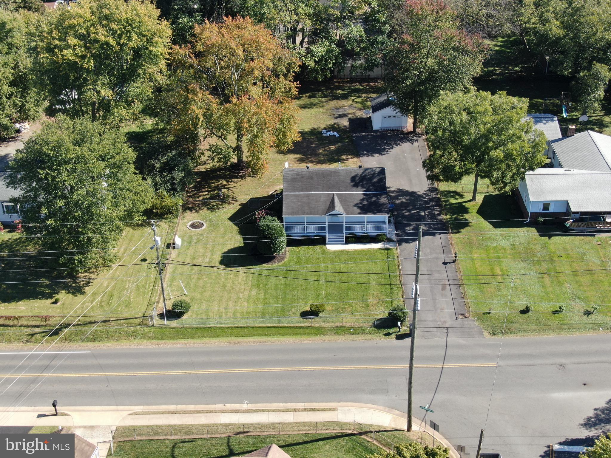 YORKSHIRE VILLAGE - Residential