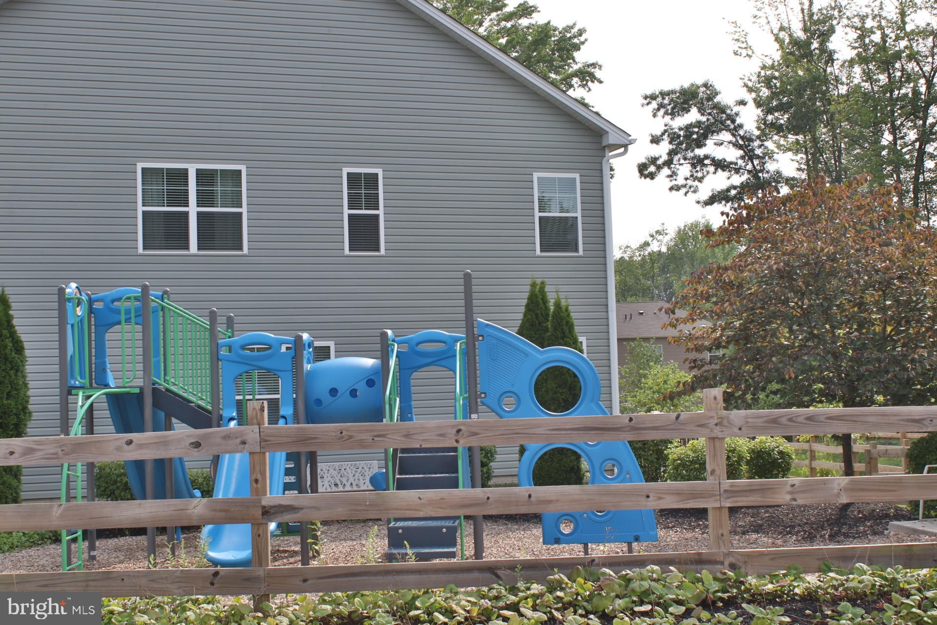 HOLLY RIDGE - Residential