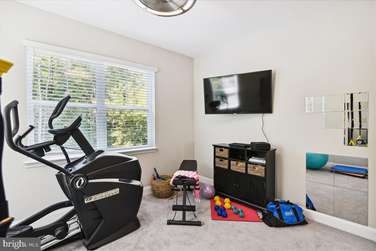 HOLLY RIDGE - Residential