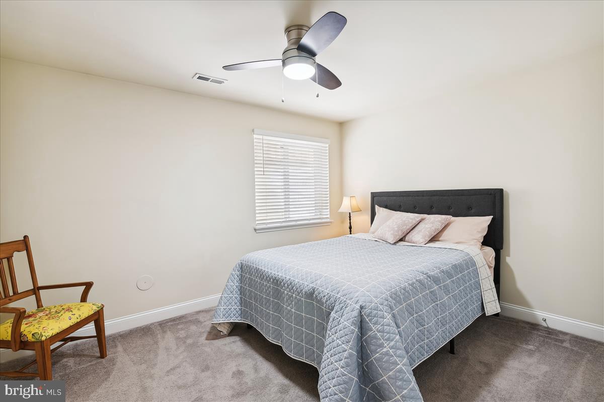 HOLLY RIDGE - Residential