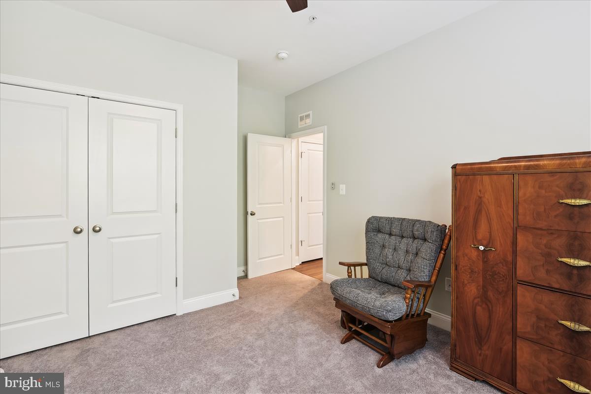 HOLLY RIDGE - Residential