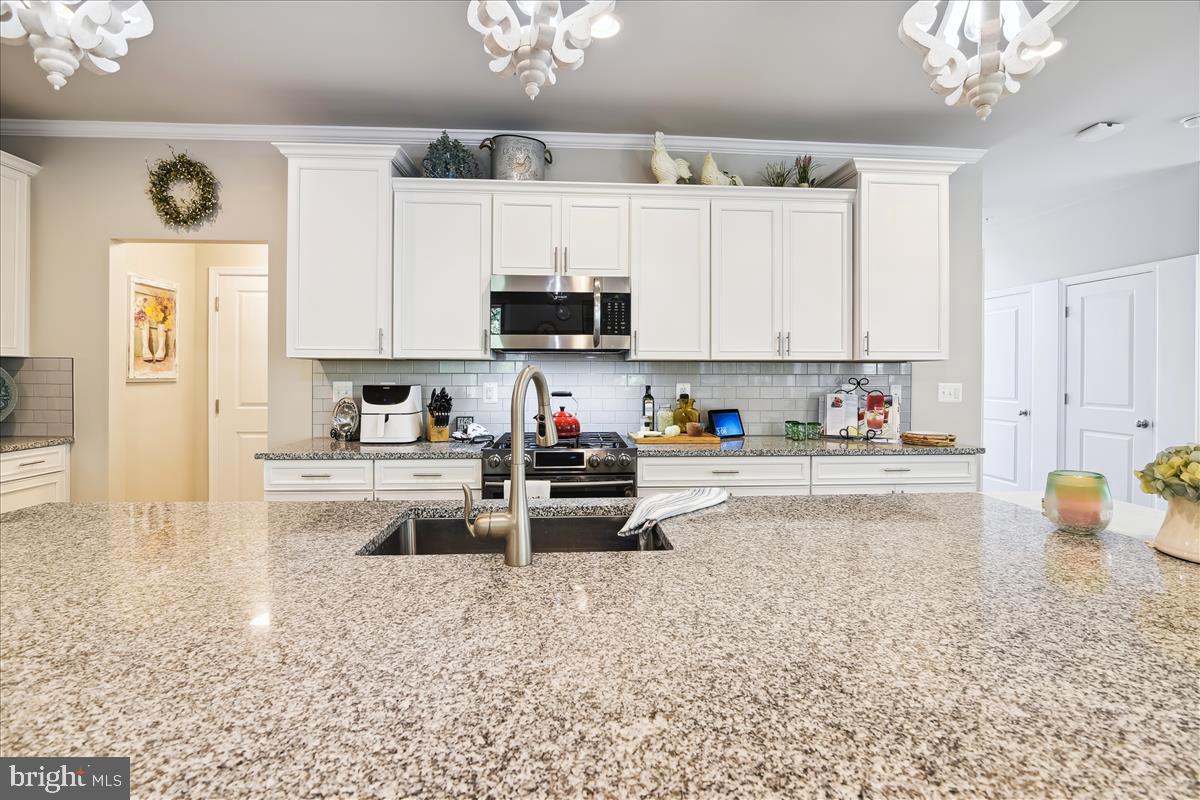 HOLLY RIDGE - Residential