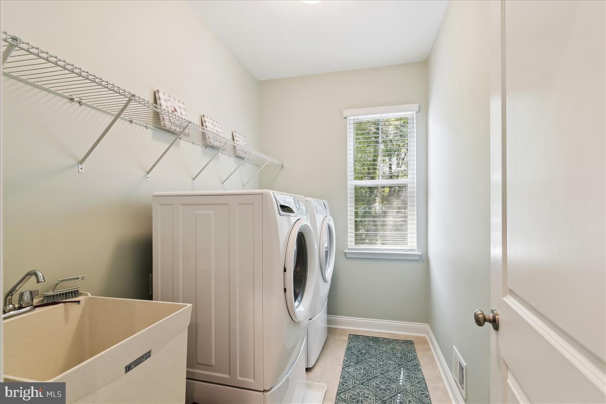 HOLLY RIDGE - Residential