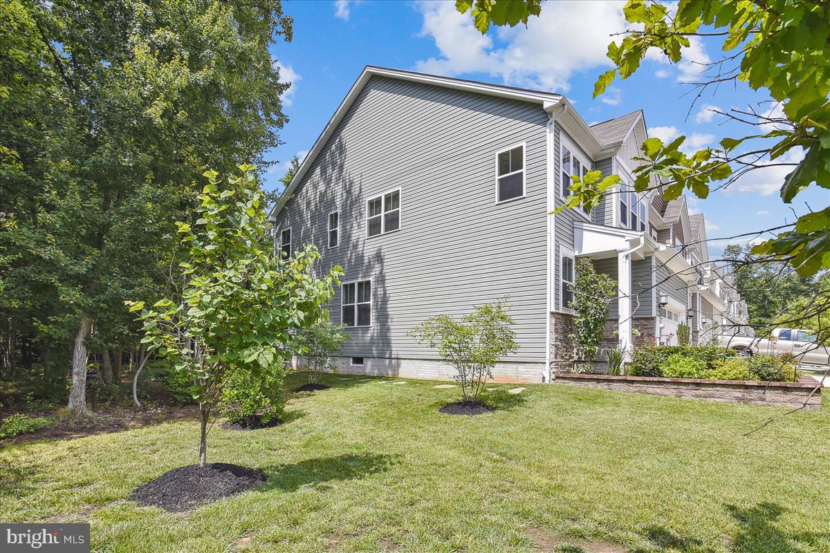 HOLLY RIDGE - Residential