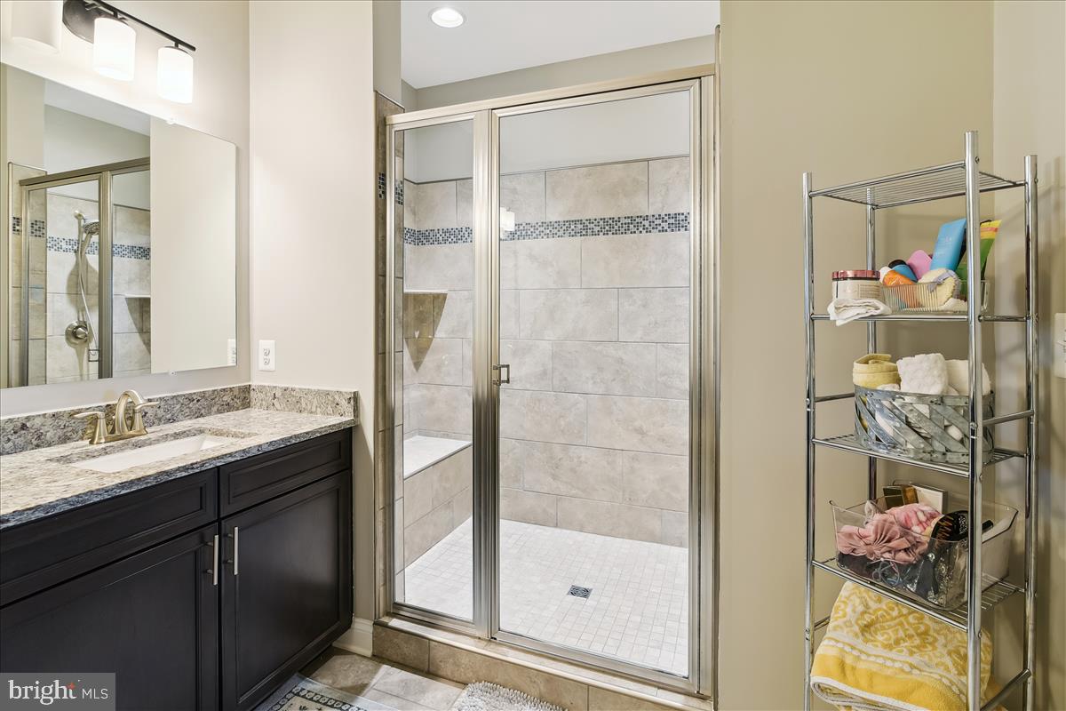 HOLLY RIDGE - Residential