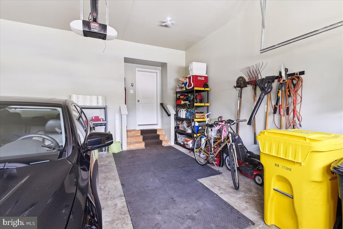 HOLLY RIDGE - Residential