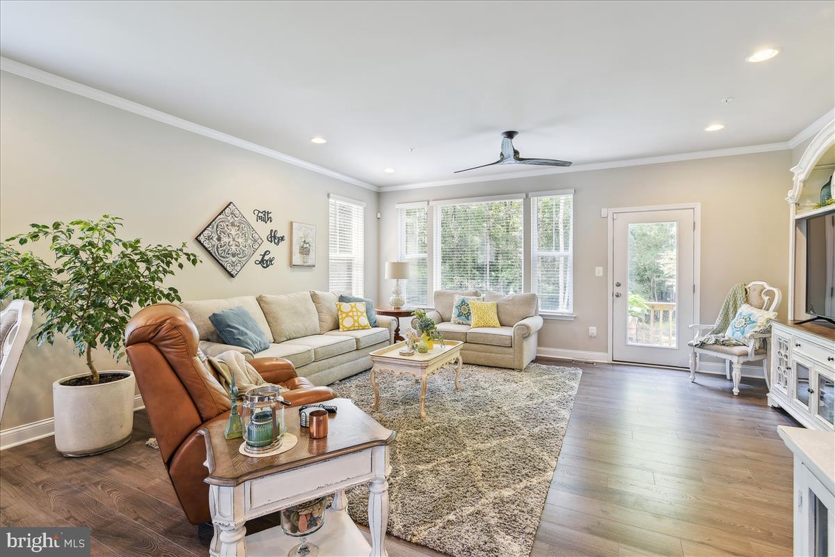 HOLLY RIDGE - Residential