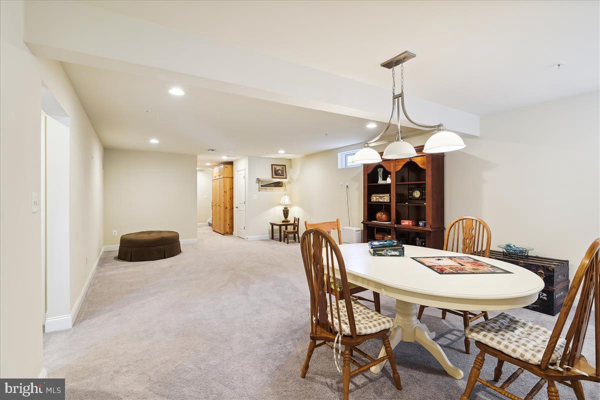 HOLLY RIDGE - Residential