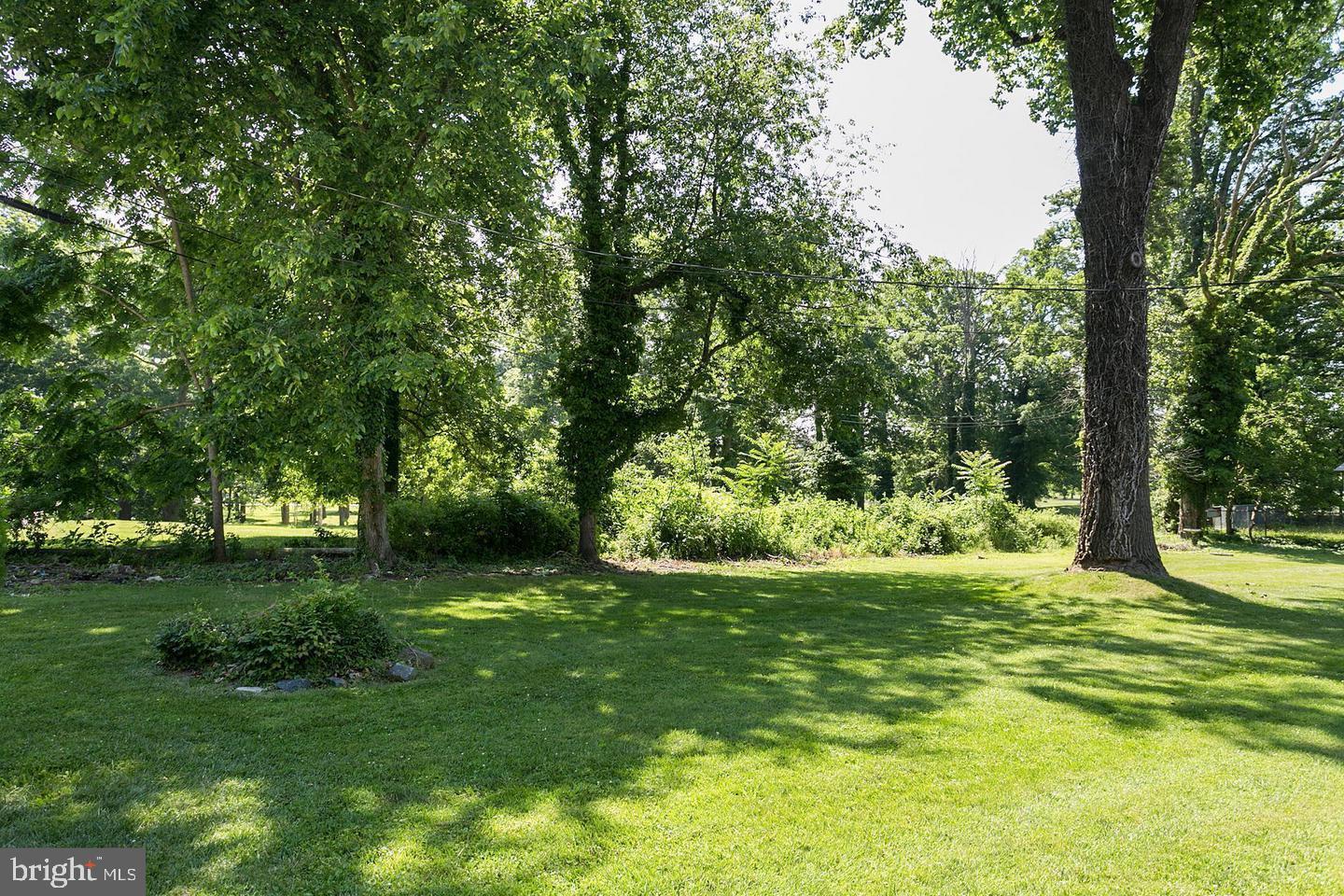 HOWARD PARK - Residential