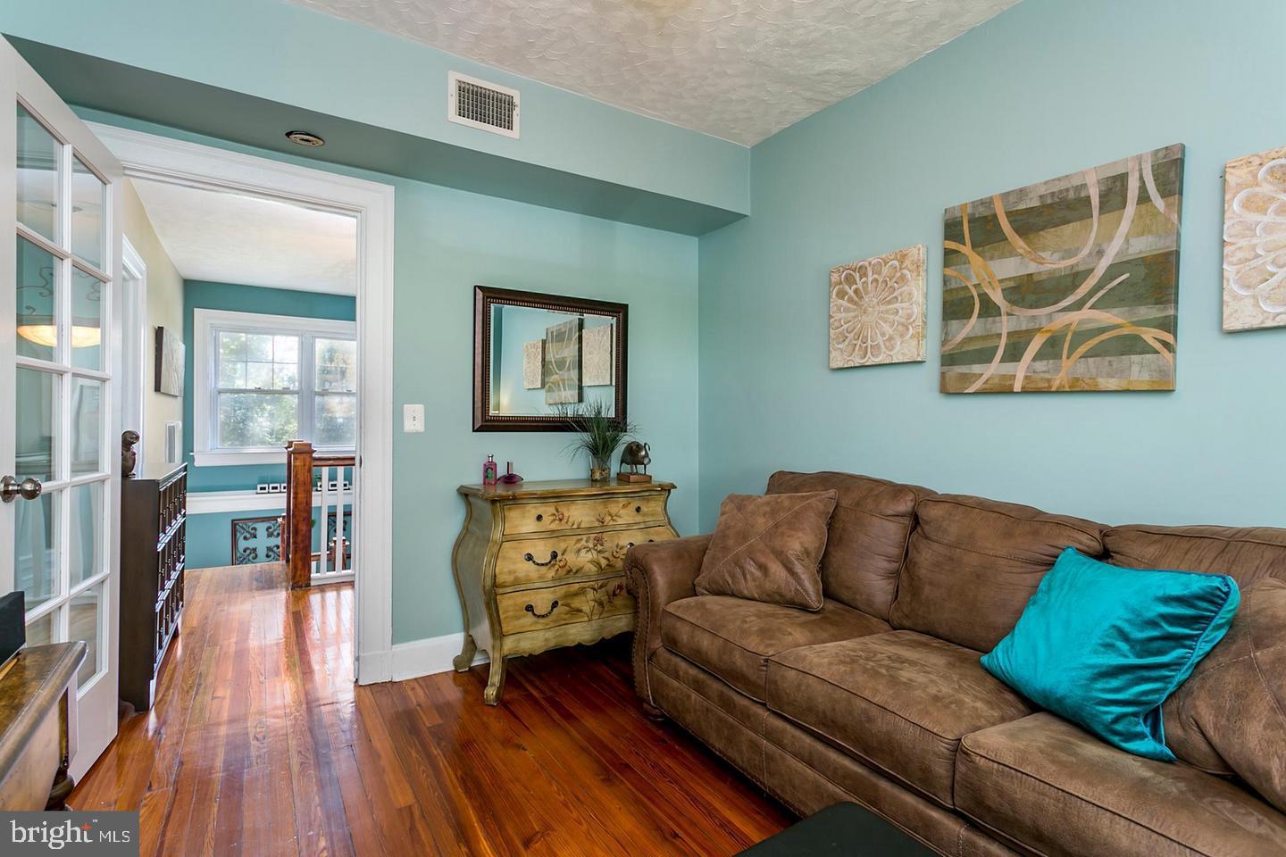 HOWARD PARK - Residential