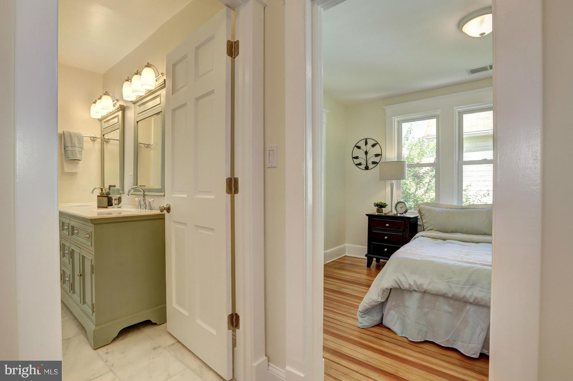 NORWOOD HEIGHTS - Residential