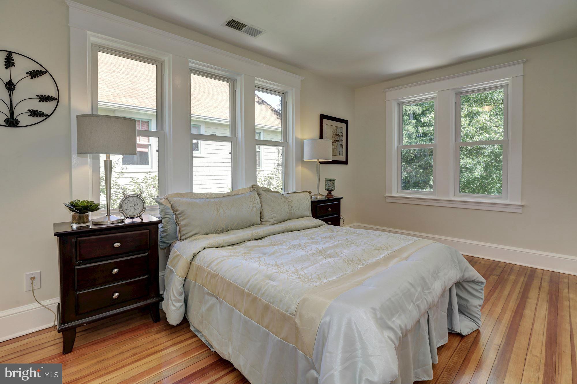 NORWOOD HEIGHTS - Residential