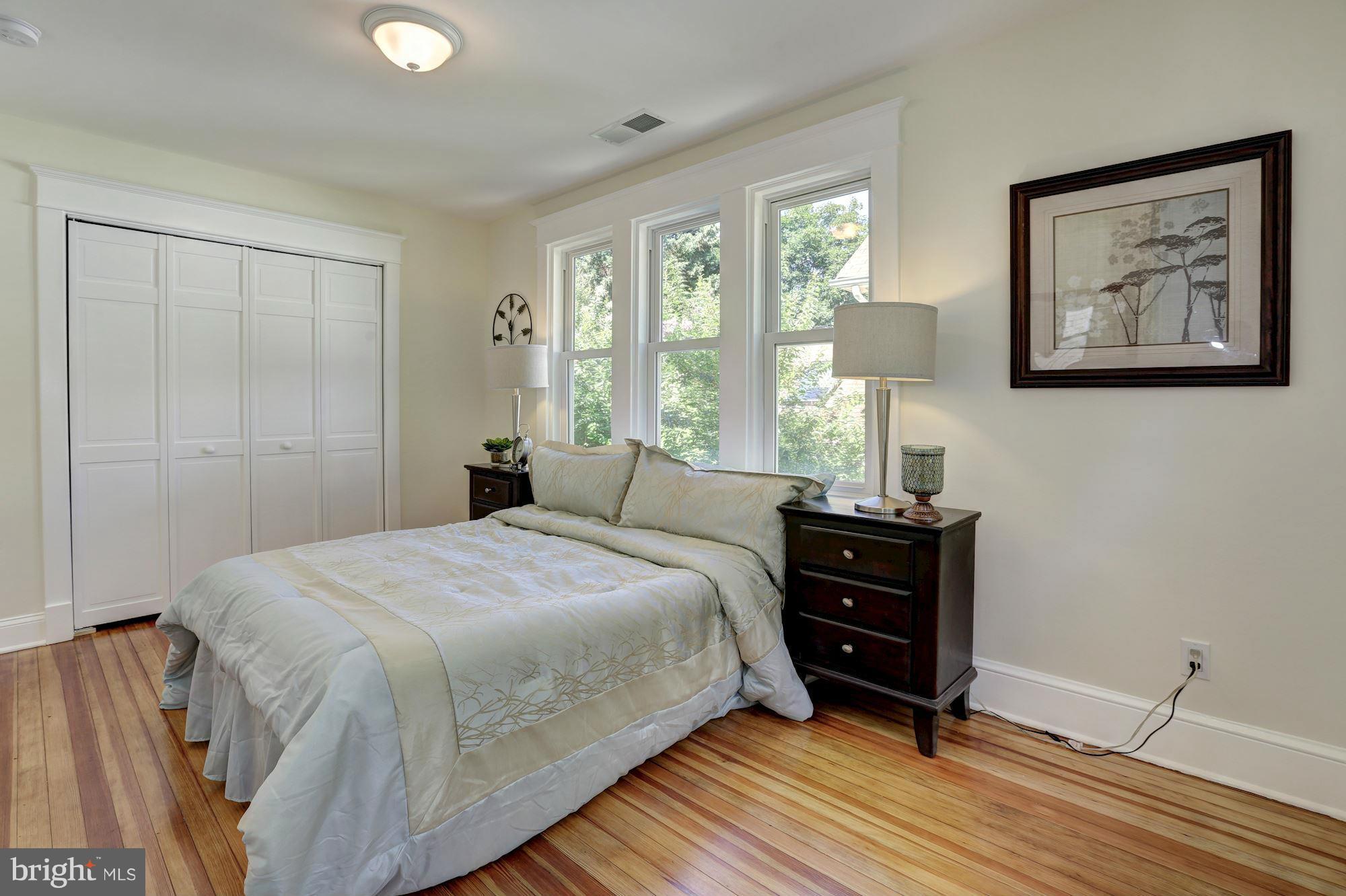 NORWOOD HEIGHTS - Residential