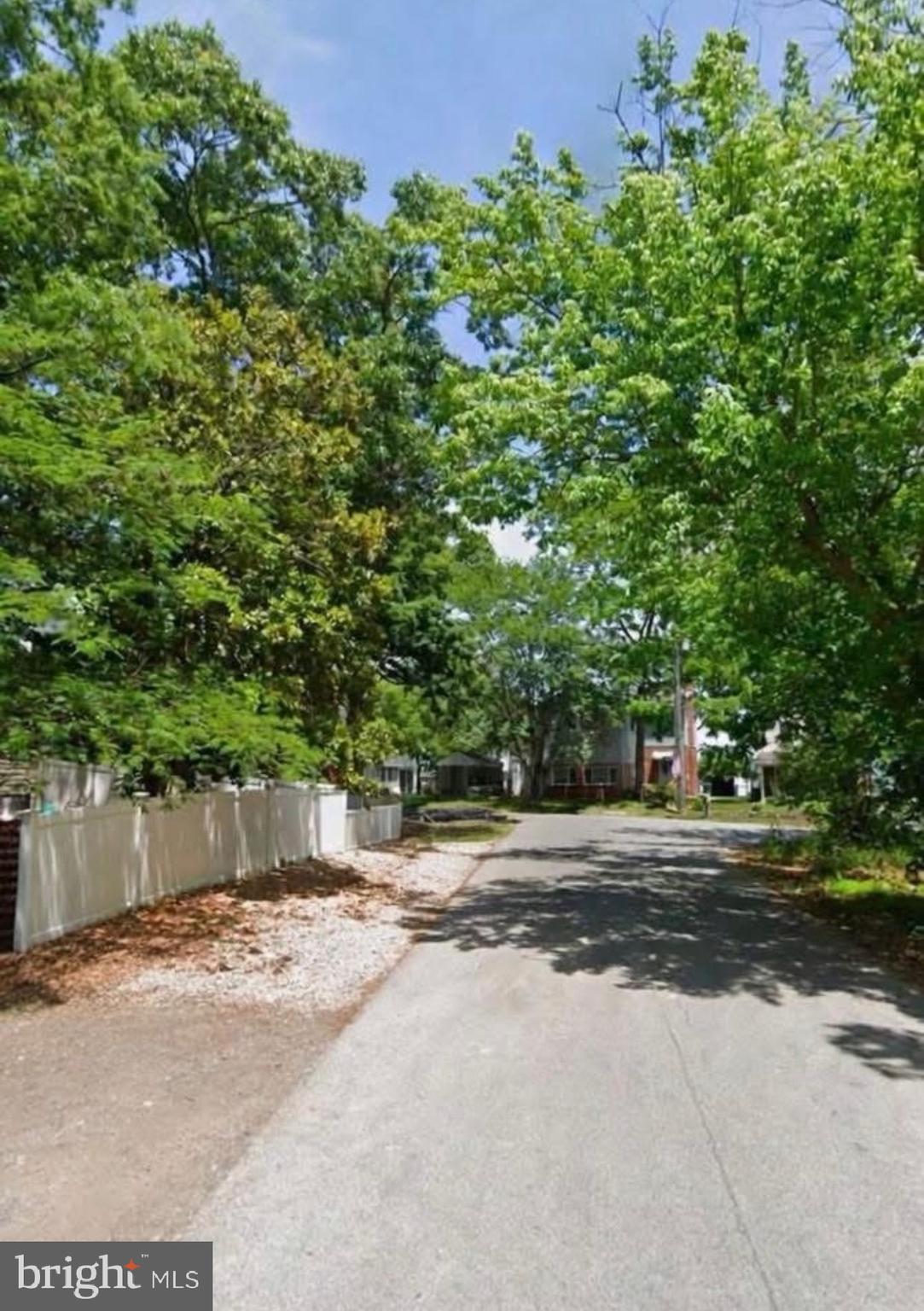 OLIVER BEACH - Residential