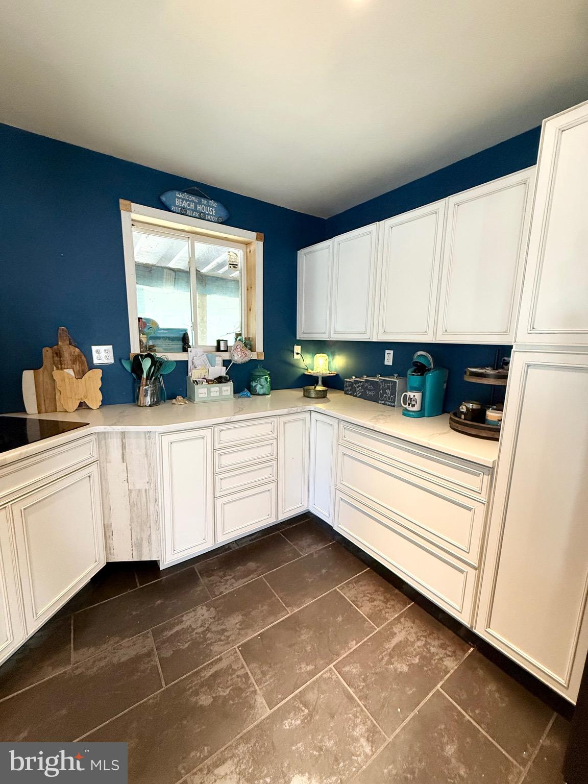 OLIVER BEACH - Residential