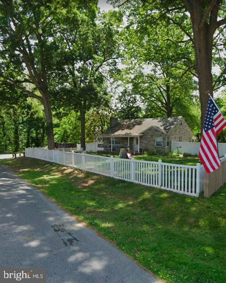 OLIVER BEACH - Residential