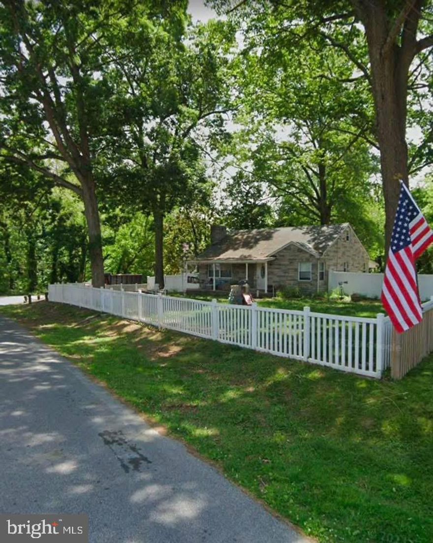 JUST LISTING ON MARCH 1ST!!!   Beautiful Oliver Beach 5 Bedroom Cape Cod with detached garage, double lot, fully fenced yard & above ground pool. Home has had extensive remodeling in 2017 - 2019.
Gorgeous new kitchen (2 years old) with new appliances, quarts counter tops, Large island with pendulum lighting.   Other amenities are  New bath, flooring & carpet, ceiling fans, replacement windows, recess lighting, hardwood flooring, fireplace with wood burning insert, HVAC 4 years old & new timberline architectural roof in 2025.  Lower level has a finished bedroom and beginnings of a rough in bath. New vinyl fence for privacy and 16' X 30' oval above ground pool with equipment.  Enjoy the water views and good weather on the covered front porch. Community has a boat ramp and community area that are available for a fee but not mandatory.   FINISHED SQ ' is estimated.