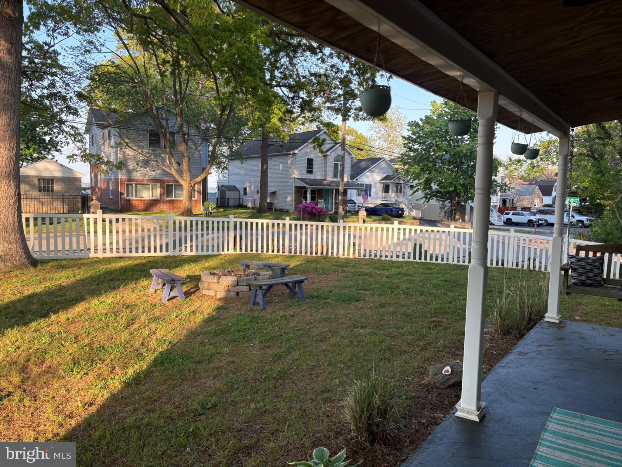 OLIVER BEACH - Residential