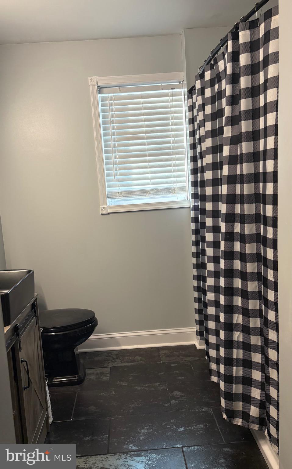 OLIVER BEACH - Residential