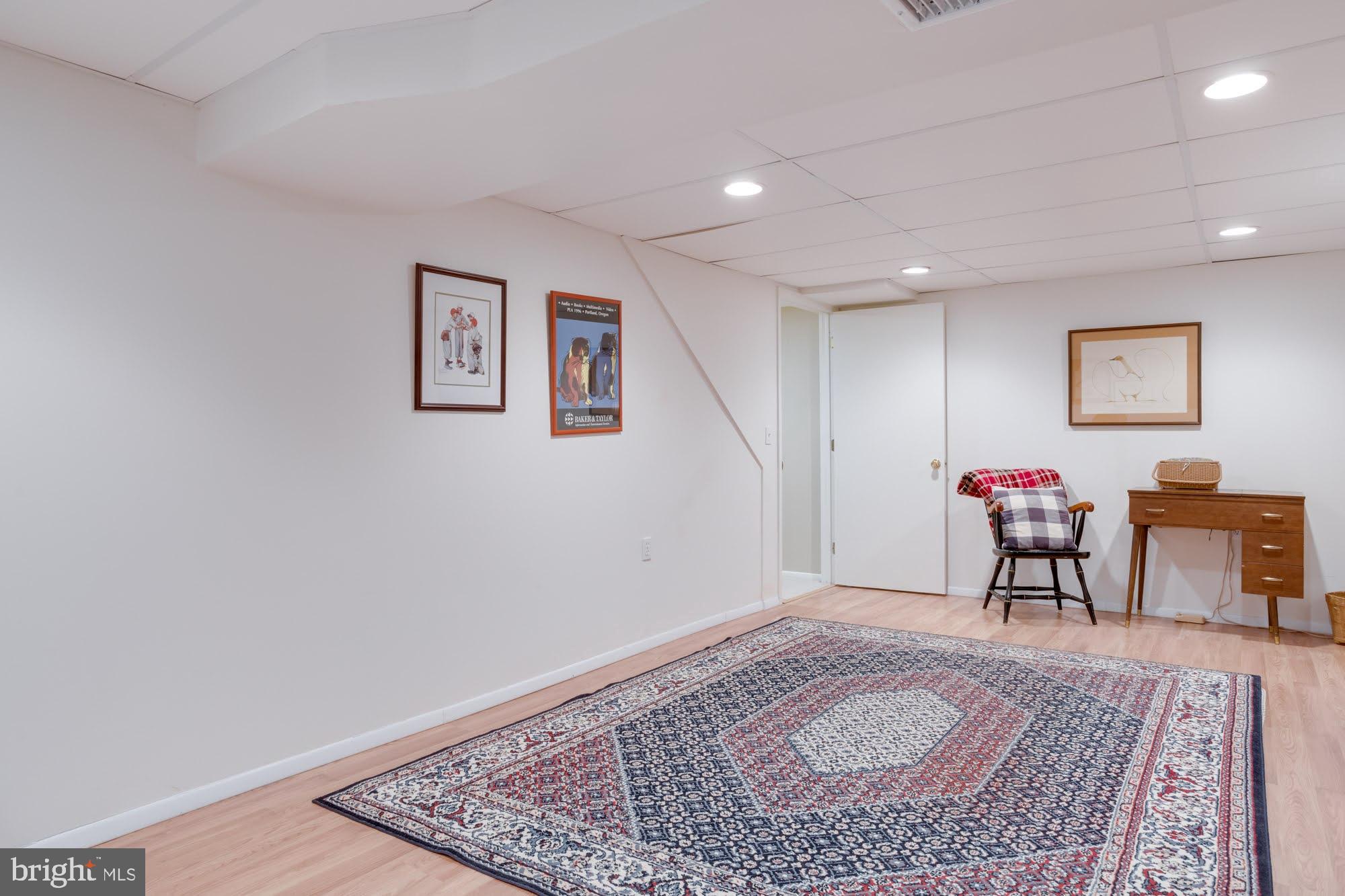 ORANGE HUNT ESTATES - Residential