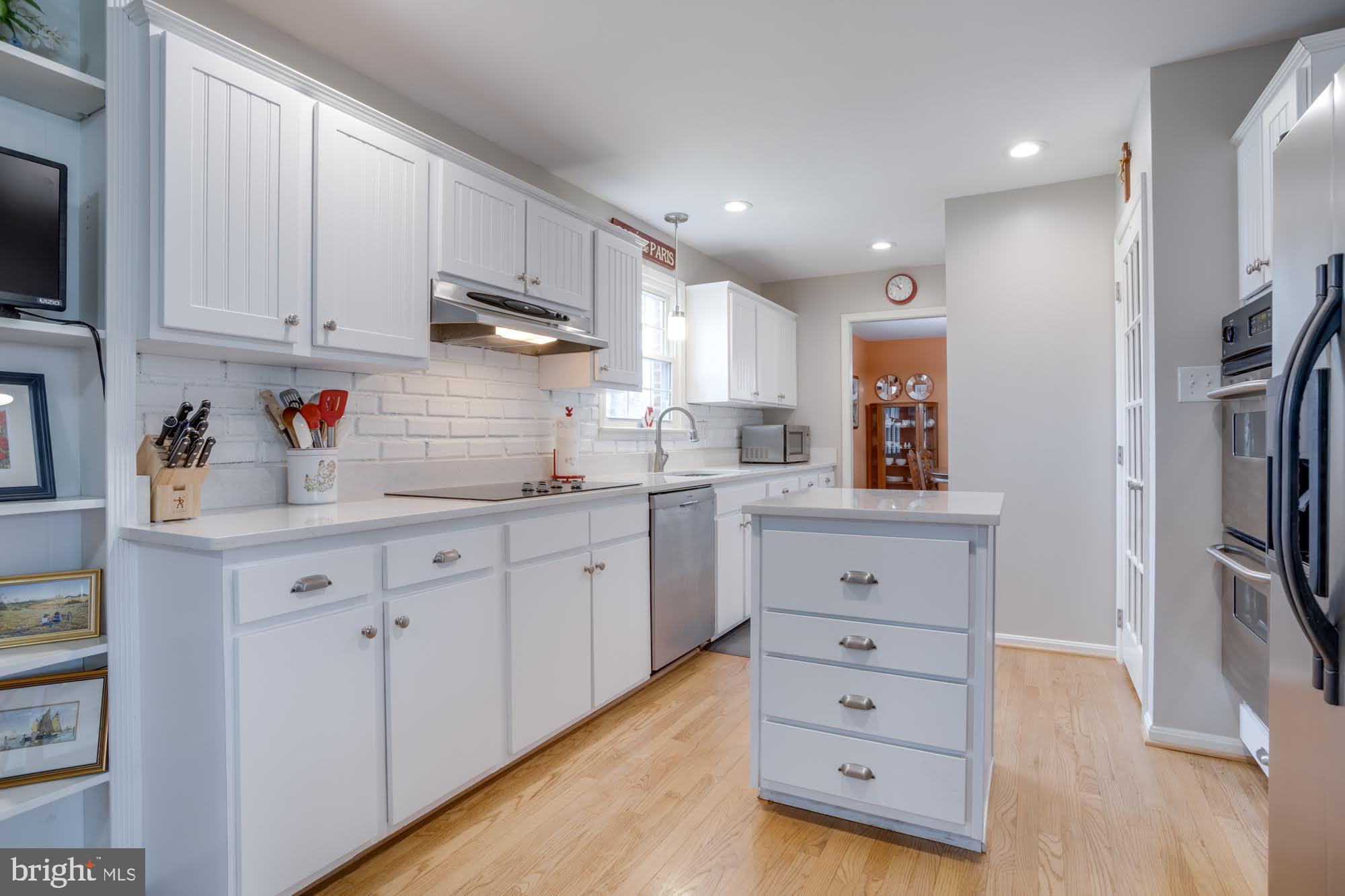 ORANGE HUNT ESTATES - Residential