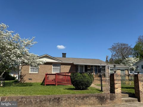 1306 CARDWELL STREET FREDERICKSBURG VA 22401