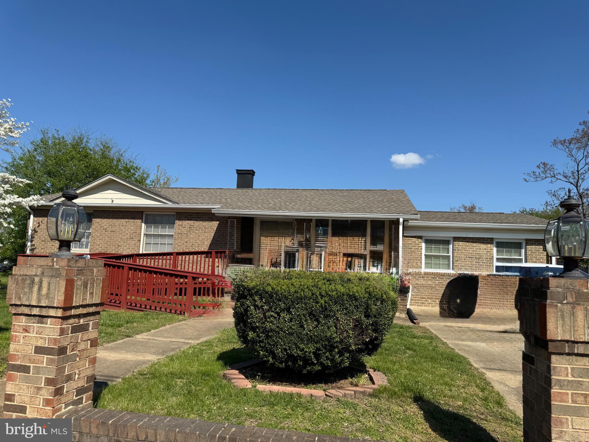 1306 CARDWELL STREET